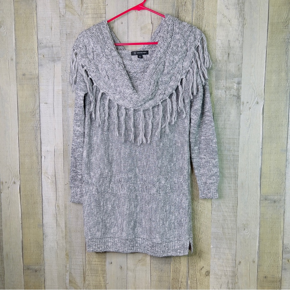 INC International Concepts Size Medium Gray/White/Silver Metallic Fringe Sweater